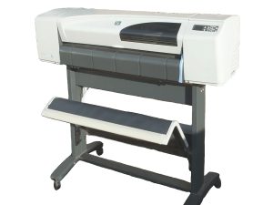 پلاتر HP Designjet 500 نمای روبرو زاویه‌دار